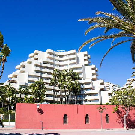 Benal Beach Suite Ii, Estudio Con Parque Acuatico Y Vistas Al Mar. ベナルマデナ エクステリア 写真