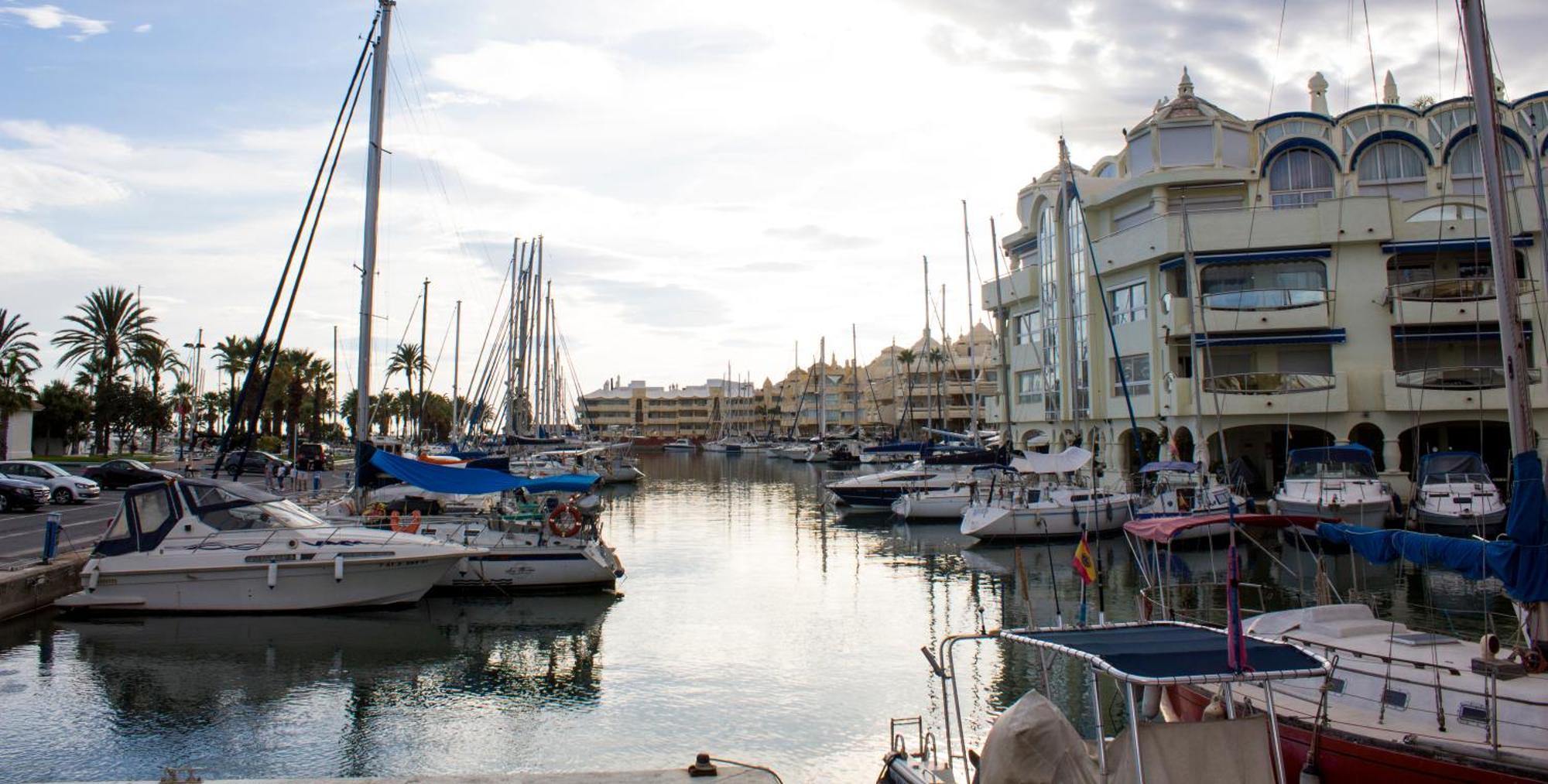 Benal Beach Suite Ii, Estudio Con Parque Acuatico Y Vistas Al Mar. ベナルマデナ エクステリア 写真