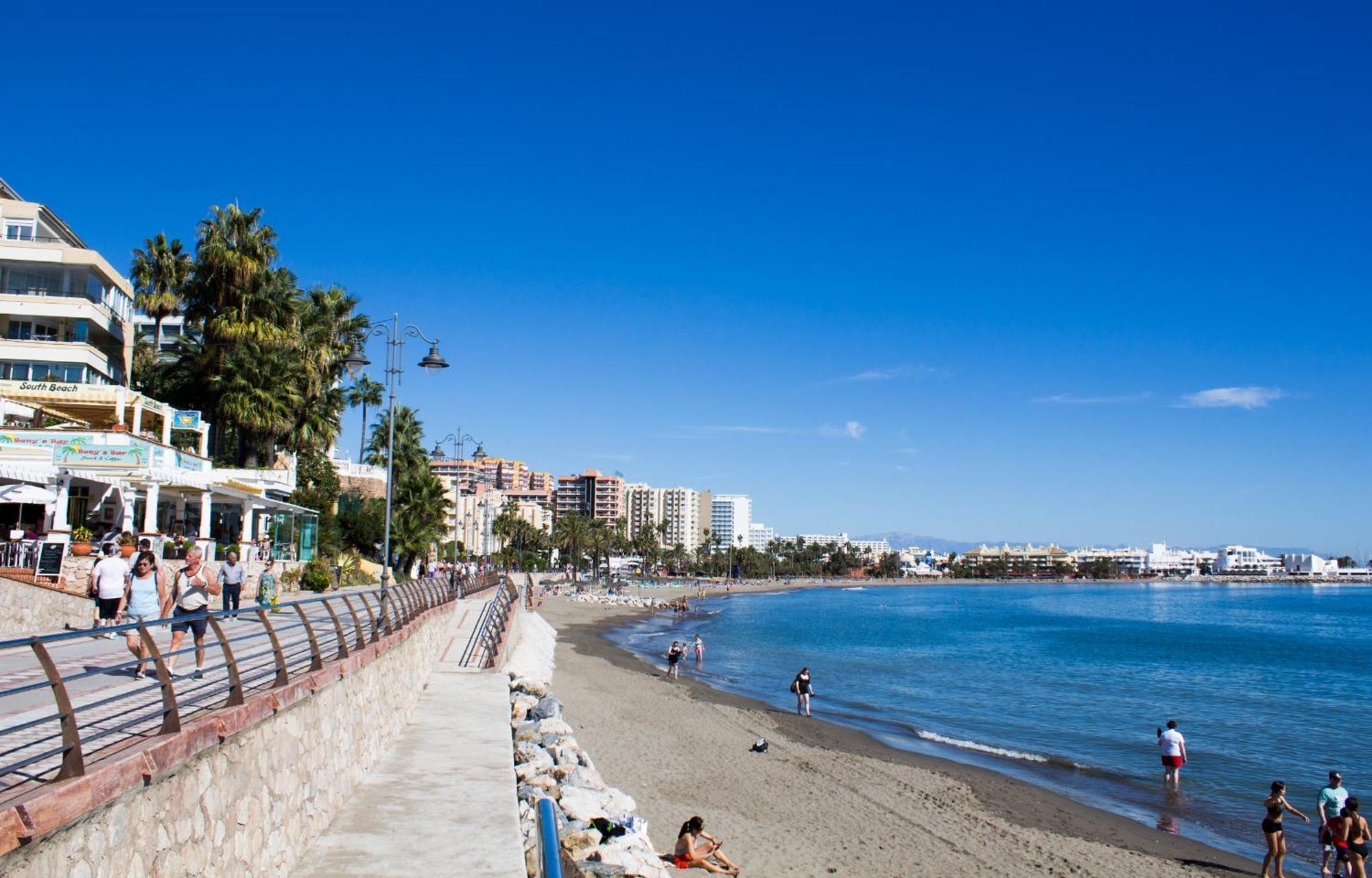 Benal Beach Suite Ii, Estudio Con Parque Acuatico Y Vistas Al Mar. ベナルマデナ エクステリア 写真