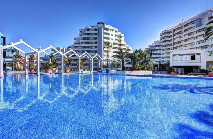 Benal Beach Suite Ii, Estudio Con Parque Acuatico Y Vistas Al Mar. ベナルマデナ エクステリア 写真