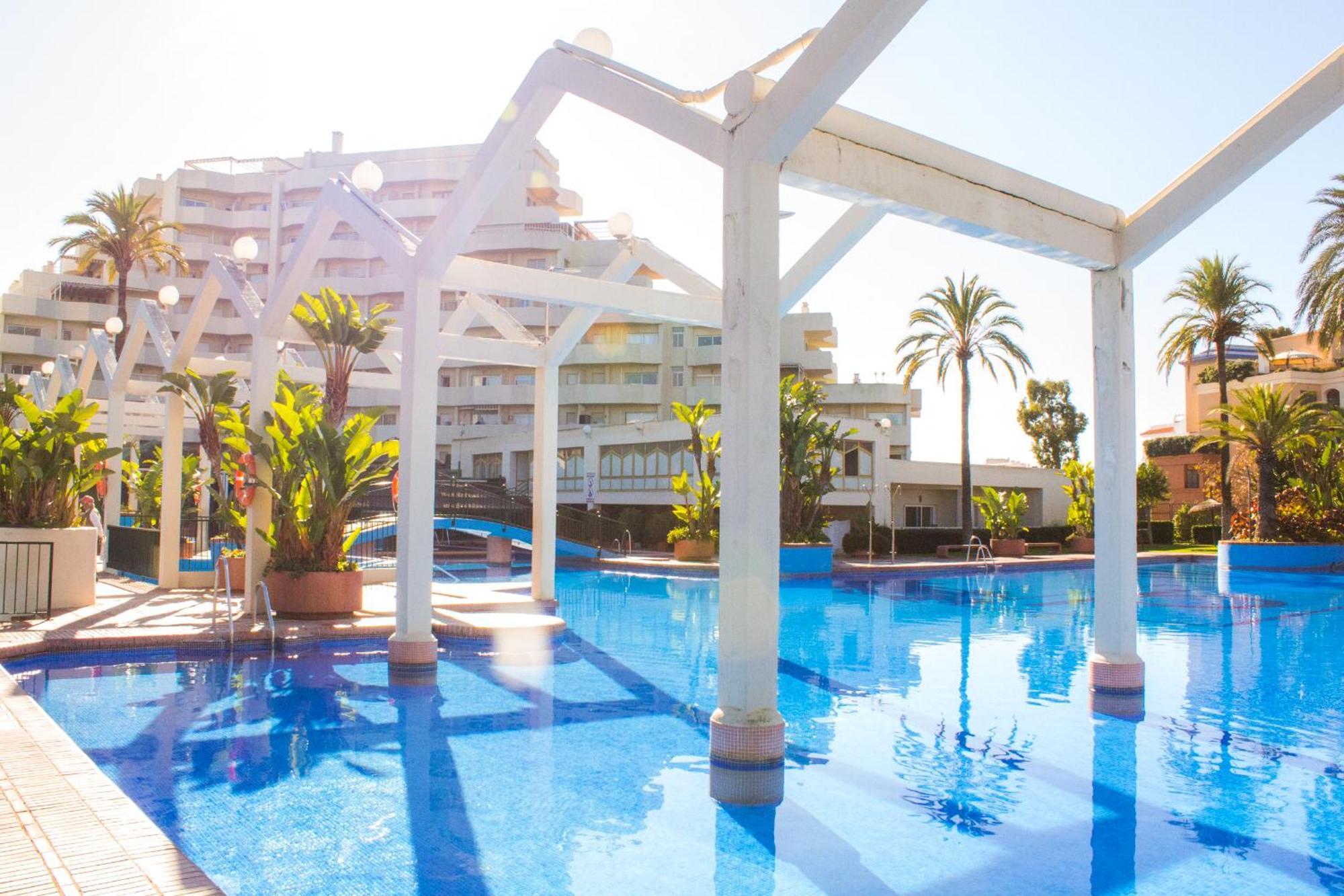 Benal Beach Suite Ii, Estudio Con Parque Acuatico Y Vistas Al Mar. ベナルマデナ エクステリア 写真